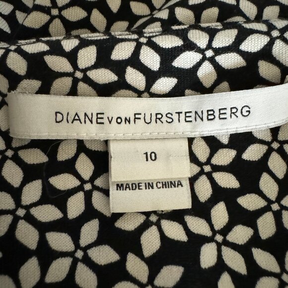 Chic & Effortless! Diane Von Furstenberg Reina Dress in Black & White Pr… - Picture 5 of 13